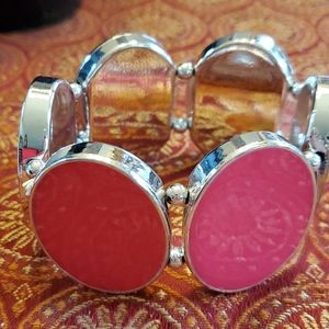 Pink stretch bracelet